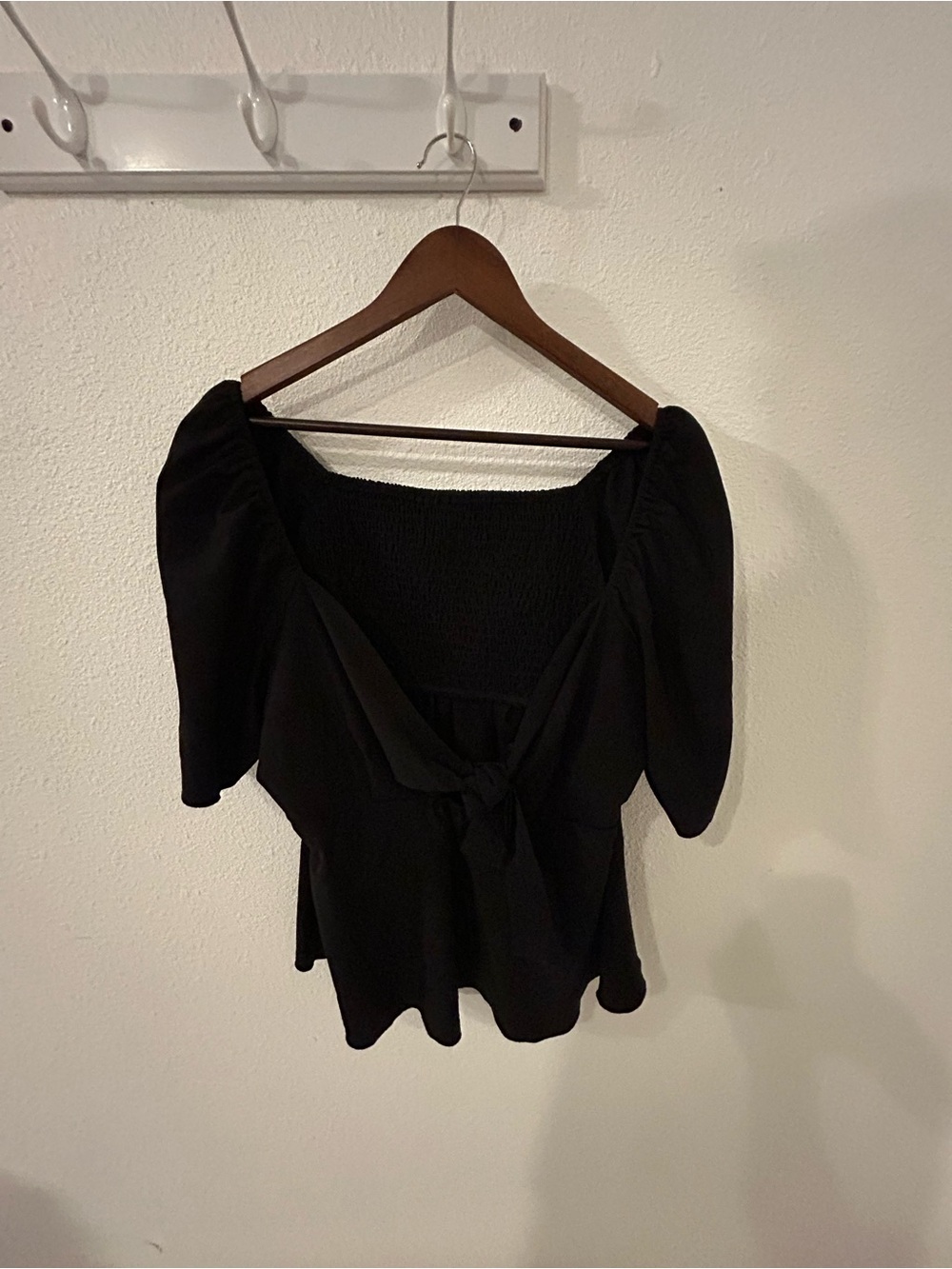 SHEIN Black Puff-Sleeve Tie-Front Top